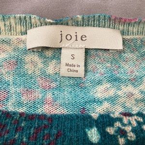 Joie boxy sweater size small